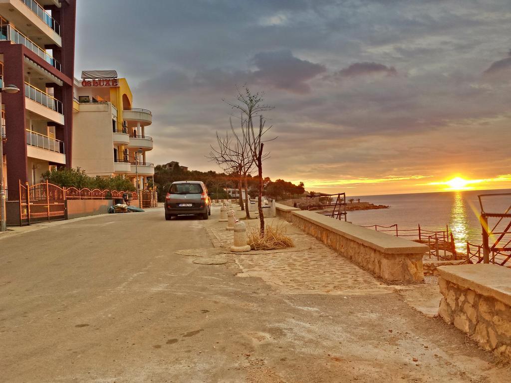 Apartments Palma ドプラー・ヴォダ エクステリア 写真