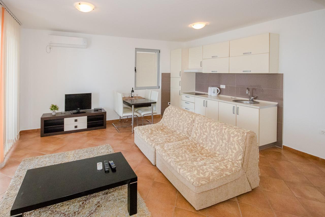 Apartments Palma ドプラー・ヴォダ エクステリア 写真